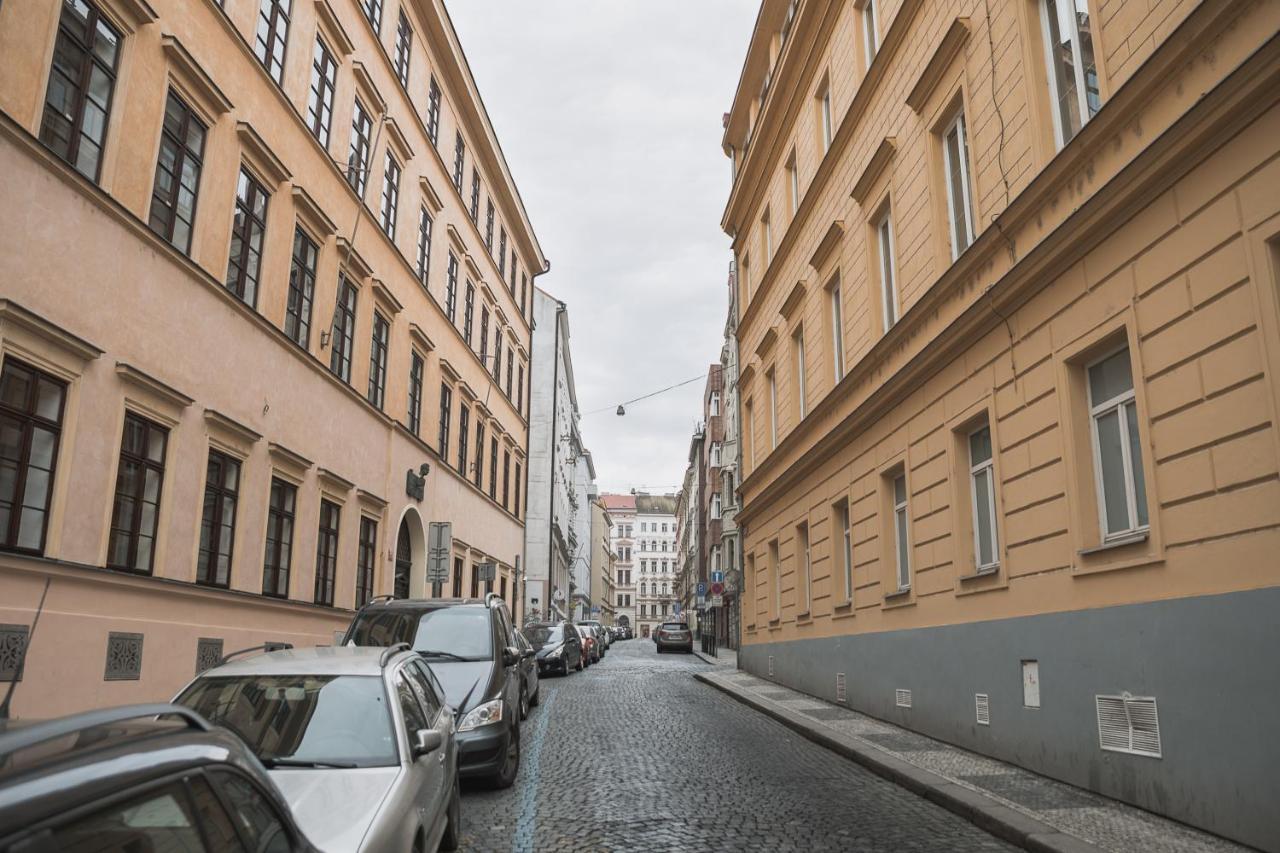 Skolska Junior Apartment Praga Zewnętrze zdjęcie
